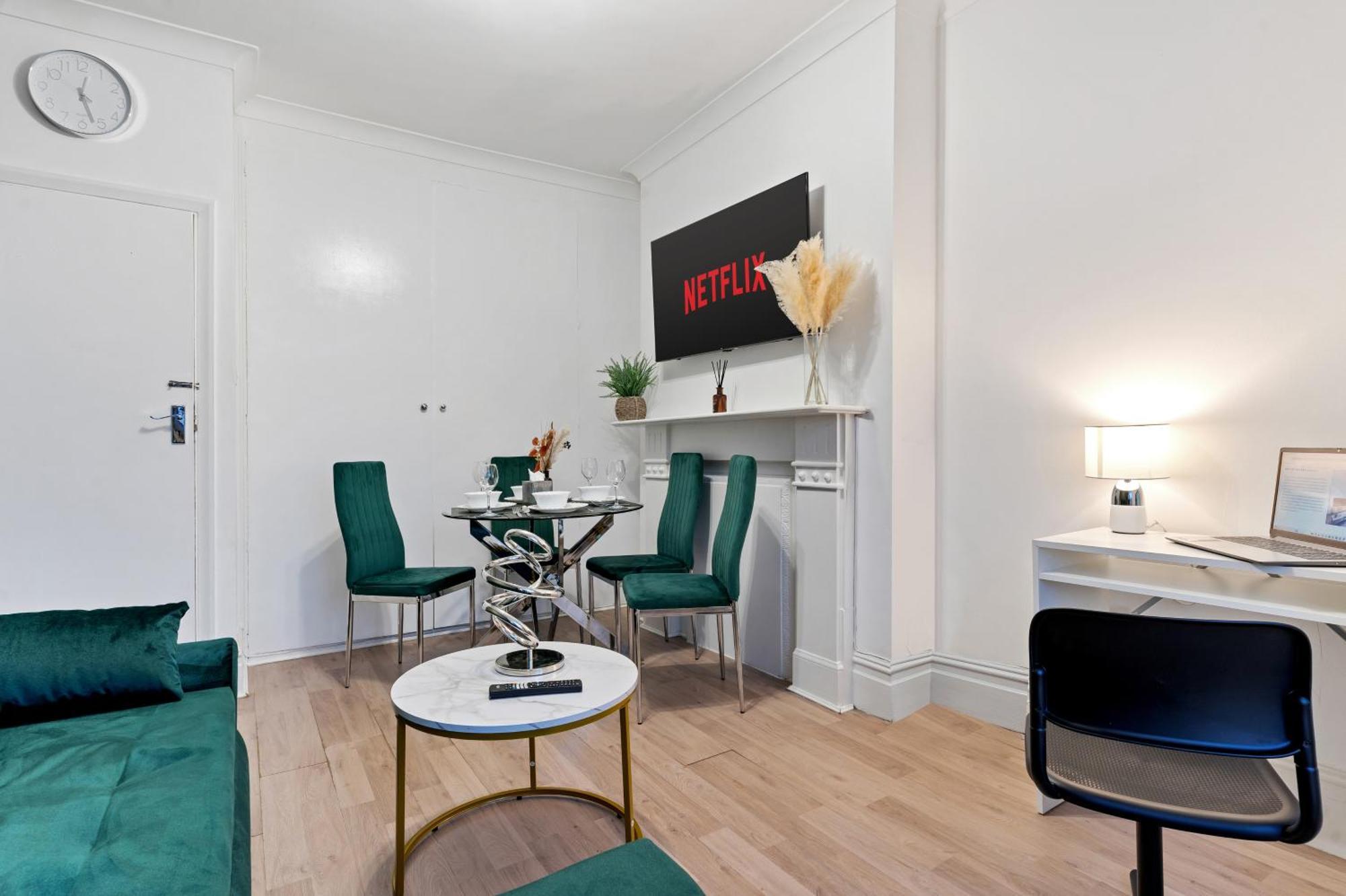 Stylish 2 Bed Apartment Near Central Londra Exterior foto